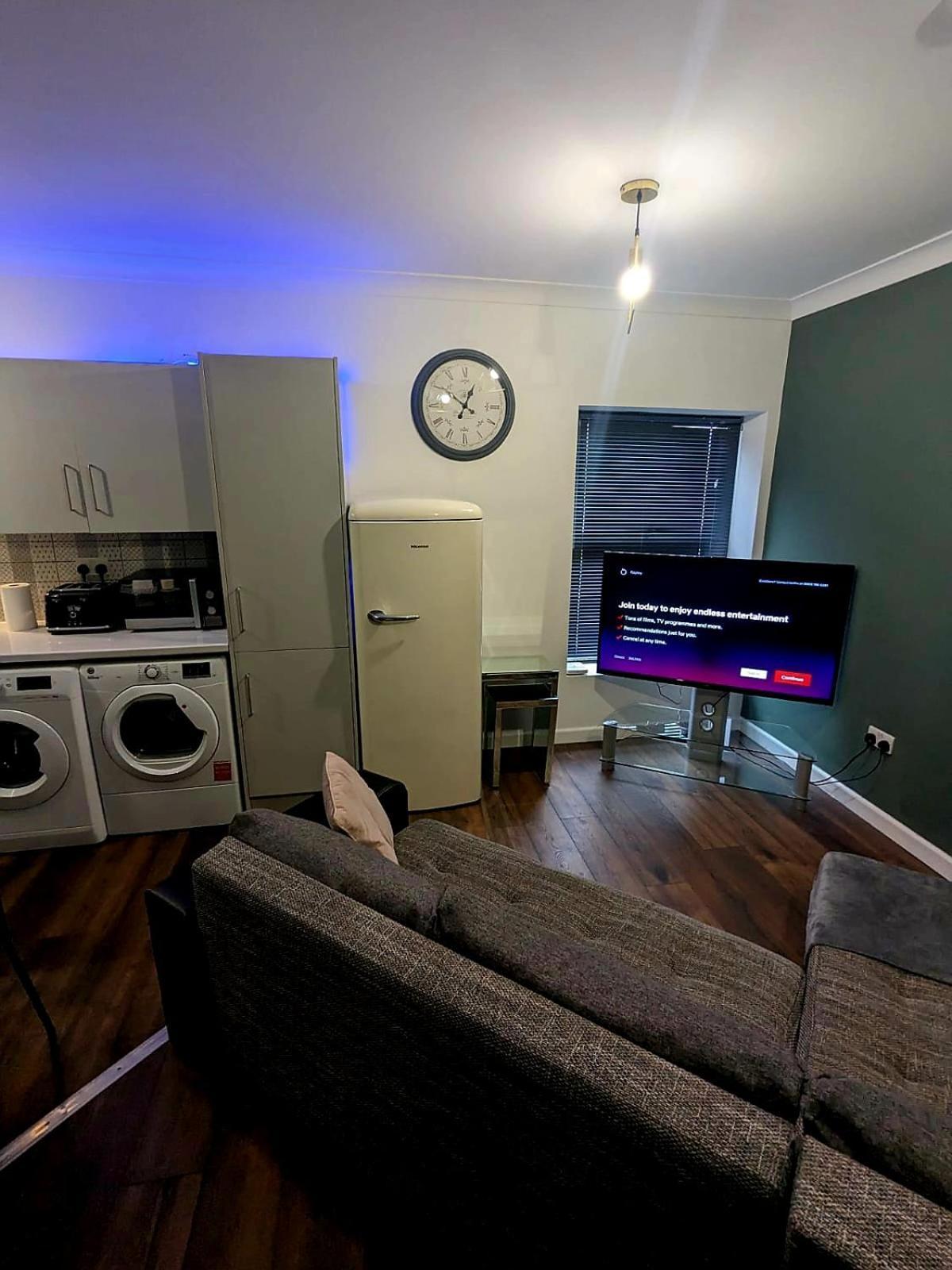 Bright & Modern Apartment In Hackney Wick E3 ลอนดอน ภายนอก รูปภาพ