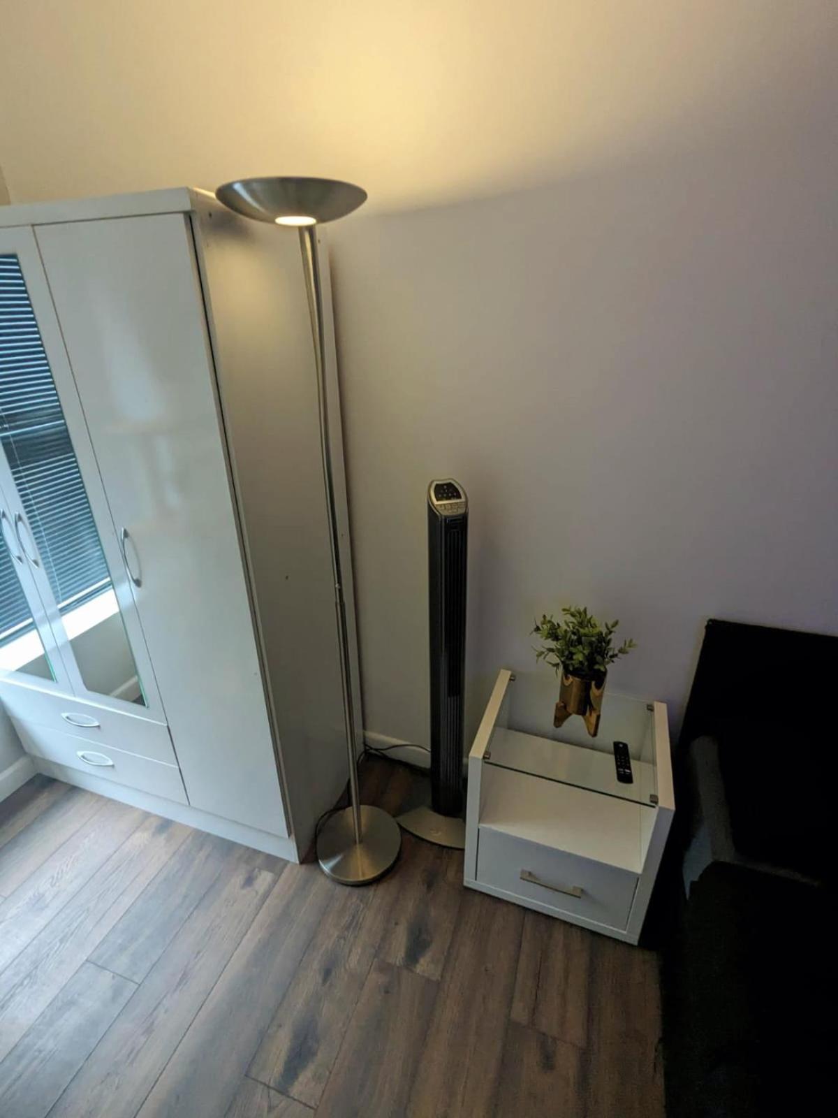 Bright & Modern Apartment In Hackney Wick E3 ลอนดอน ภายนอก รูปภาพ